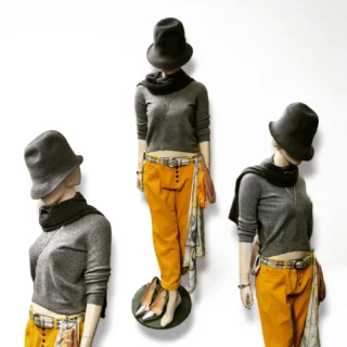 Instagram post from dianassecondhand. This post is in position 4.